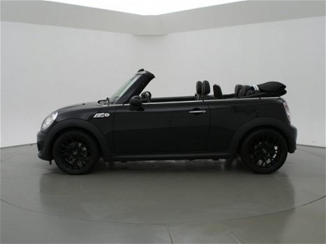 Mini Mini Cabrio - 1.6 COOPER S 184 PK LEDER/XENON/NAVIGATIE - 1