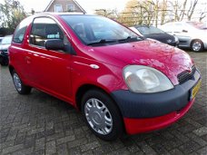 Toyota Yaris - 1.0-16V VVT-i Terra 2 Drs