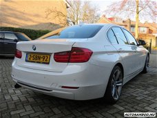 BMW 3-serie - 320i EfficientDynamics High Executive