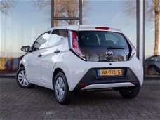 Toyota Aygo - 1.0 VVT-i X-NOW Airco 5drs