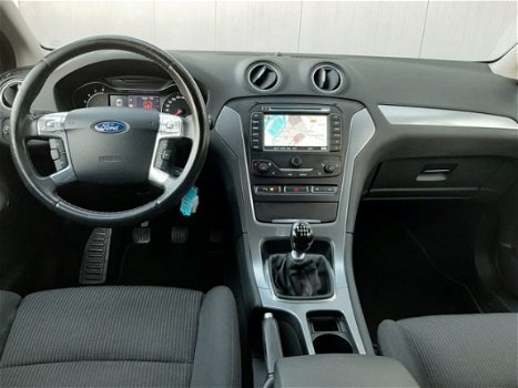 Ford Mondeo - 1.6 EcoBoost Titanium Navigatie/Trekhaak/PDC/19inch - 1