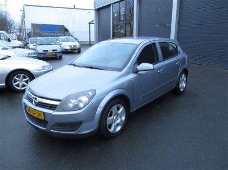 Opel Astra - 1.6 EDITION - 1