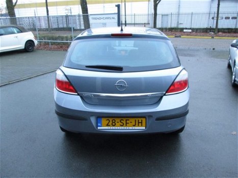 Opel Astra - 1.6 EDITION - 1