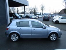 Opel Astra - 1.6 EDITION