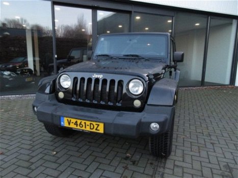 Jeep Wrangler Unlimited - 2.8 CRD SAHARA 200pk, Leer, Navi, Ecc, Cruise, Stoelverw - 1