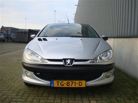 Peugeot 206 CC - 1.6-16V Bj 2002 APK 27-12-2020 - 1