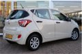 Hyundai i10 - 1.0i 66pk Blue 4pl. i-Drive Blue - RIJKLAAR - 1 - Thumbnail