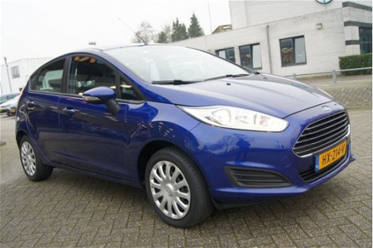 Ford Fiesta - 1.0 Style AIRCO I NAVI I RADIO/CD I MULTI MEDIA I LED DAGRIJVERLICHTING - 1