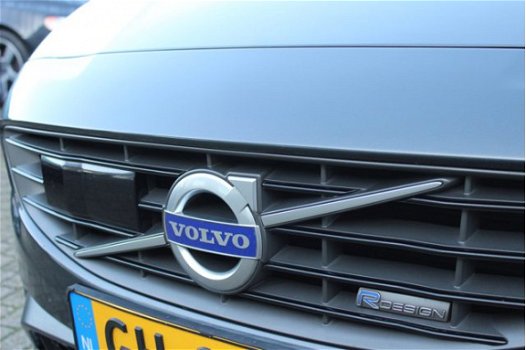 Volvo V60 - 2.4 D6 AWD Plug-In Hybrid R-Design | Adaptive Cr.| Keyless entry | Ex BTW - 1