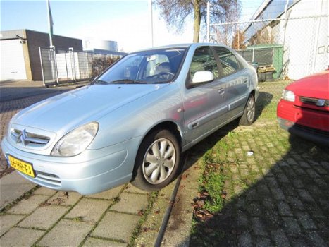 Citroën Xsara - 1.6i-16V Ligne Prestige - 1