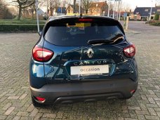 Renault Captur - TCe 90 Limited Navi / Clima / Parkeersensoren / LM velgen / Privacy glass / Keyless