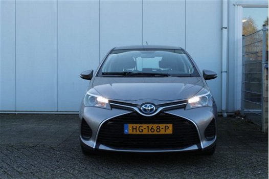 Toyota Yaris - 1.5 Hybrid Aspiration + navigatie - 1