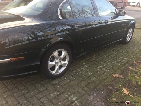 Jaguar S-type - 3.0 V6 Executive - 1