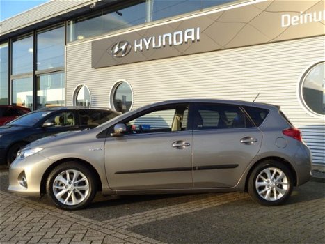 Toyota Auris - 1.8 Hybrid Lease Navigatie / Climate Controle - 1