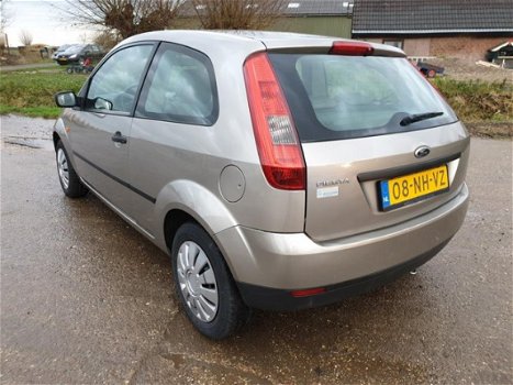 Ford Fiesta - 1.25-16V Celebration BJ 2003 Nieuwe apk - 1