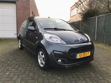 Peugeot 107 - 1.0 Active /Airco/Lmv/5-Deurs/Nap/1e eigenaar - 1