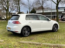 Volkswagen Golf - 1.4 TSI GTE Trekhaak - Panoramadak - sportstoelen