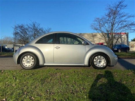 Volkswagen New Beetle - 1.8-5V Turbo Highline Airco leder 20V-t - 1