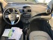 Chevrolet Spark - 1.0 16V L 5DR NWE APK NAVI Airco Elektrische Pakket - 1 - Thumbnail