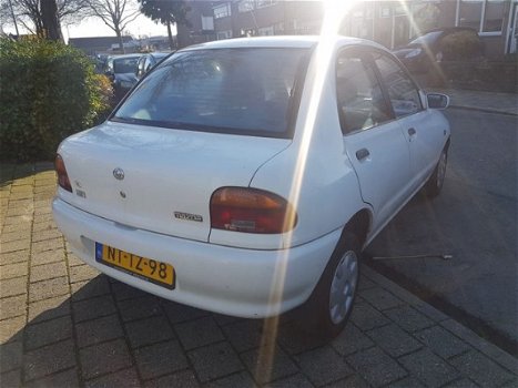 Mazda 121 - 1.3i GLX APK - NAP - 1