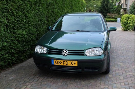 Volkswagen Golf - 1.4-16V Comfortline AIRCO, Groot onderhoud, Nieuwe banden - 1