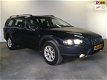 Volvo XC70 - 2.4 D5 Comfort Line Mobility / Trekhaak / Leer / Etc - 1 - Thumbnail