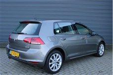 Volkswagen Golf - 1.2 TSI Highline Camera Navigatie