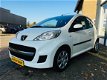 Peugeot 107 - 1.0-12V / AIRCO/ AUX/ ELEKTR.PAKKET/ CV/ NIEUWE APK - 1 - Thumbnail