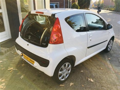 Peugeot 107 - 1.0-12V / AIRCO/ AUX/ ELEKTR.PAKKET/ CV/ NIEUWE APK - 1