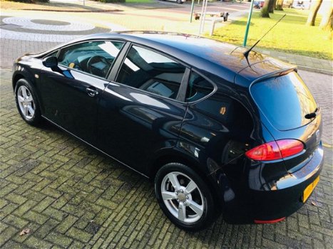 Seat Leon - 1.6 Sport NAP/ CRUISE/ AUX/ AIRCO/ DISTR.RIEM VERVANGEN./ APK - 1