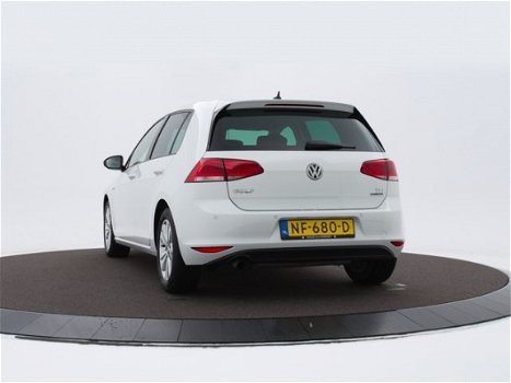 Volkswagen Golf - 1.0 Tsi 115pk Comfortline | Navigatie | Camera | P-Sensoren | Clima | 16