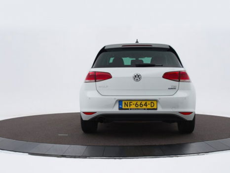 Volkswagen Golf - 1.0 Tsi 115pk Comfortline | Navigatie | Camera | Sportstoelen | P-Sensoren | 16