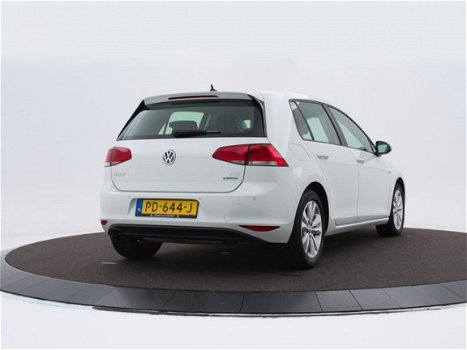 Volkswagen Golf - 1.0 Tsi 115pk Comfortline | Navigatie | Clima | P-Sensoren | 16