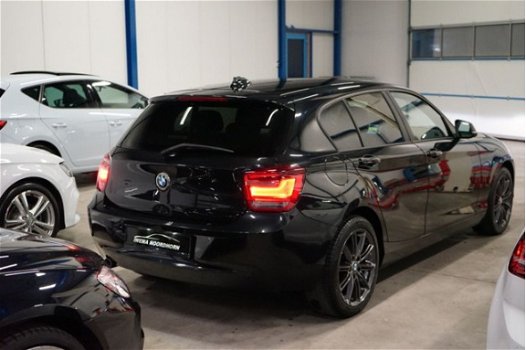BMW 1-serie - 120d Sport Line Automaat Camera|Lane assist|Elektr. verst. stoelen|Schuif/kanteldak|St - 1