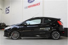 Ford Fiesta - 1.0 125pk EcoBoost ST Line |NL auto|cruisecontrol|navigatie|voorruit verwarming|donker