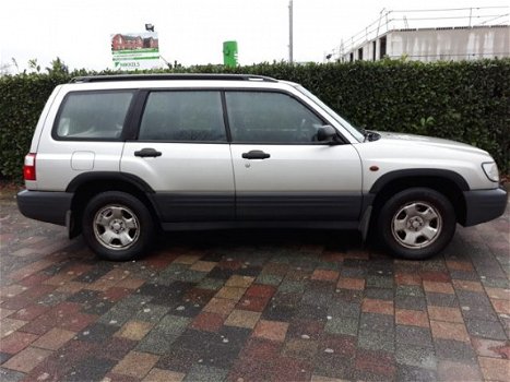 Subaru Forester - 2.0 AWD - 1