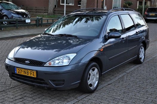 Ford Focus Wagon - 1.6-16V Centennial 'AIRCO, APK 2020, ELEK RMN, TREKHAAK, 2x SLEUTELS' - 1