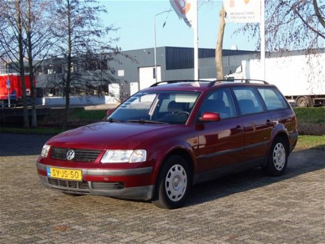 Volkswagen Passat Variant - 1.8-5V Trendline APK 08-2020 - 1