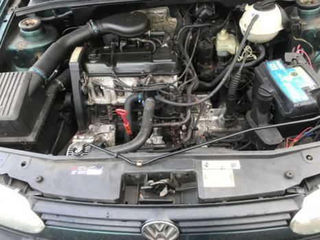 Volkswagen Golf Cabriolet - 1.8 Avantgarde - 1