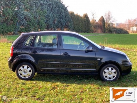 Volkswagen Polo - 1.4-16V Highline NAP/AIRCO/VEEL OPTIES - 1