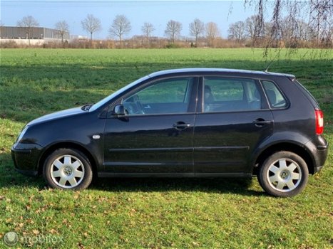 Volkswagen Polo - 1.4-16V Highline NAP/AIRCO/VEEL OPTIES - 1