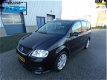 Volkswagen Touran - 2.0 TDI Highline / AUTOMAAT / CLIMA / PANO / NAVI / TREKHAAK - 1 - Thumbnail