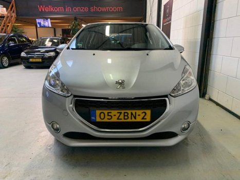 Peugeot 208 - 1.2 VTi Blue Lease * NAP * PDC * AIRCO * CRUISE * BLUETOOTH - 1