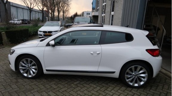 Volkswagen Scirocco - 1.4 TSI Highline Plus PANO/LEER/NAVI/NAP - 1