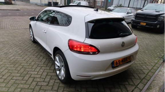 Volkswagen Scirocco - 1.4 TSI Highline Plus PANO/LEER/NAVI/NAP - 1