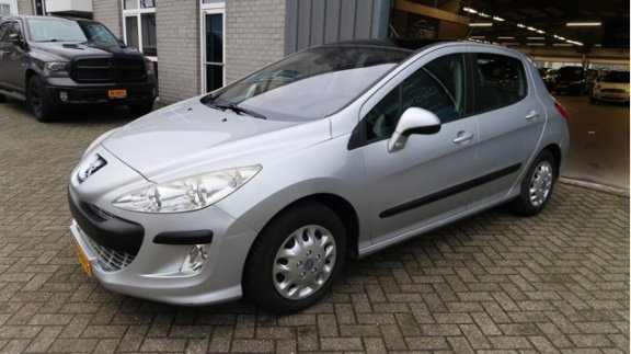 Peugeot 308 - 1.6 HDiF XS 2DE EIGENAAR/AUTOMAAT/TREKHAAK/NAP - 1