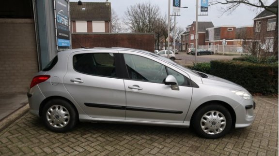 Peugeot 308 - 1.6 HDiF XS 2DE EIGENAAR/AUTOMAAT/TREKHAAK/NAP - 1