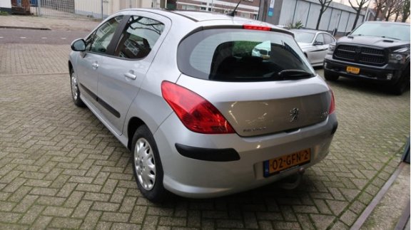 Peugeot 308 - 1.6 HDiF XS 2DE EIGENAAR/AUTOMAAT/TREKHAAK/NAP - 1