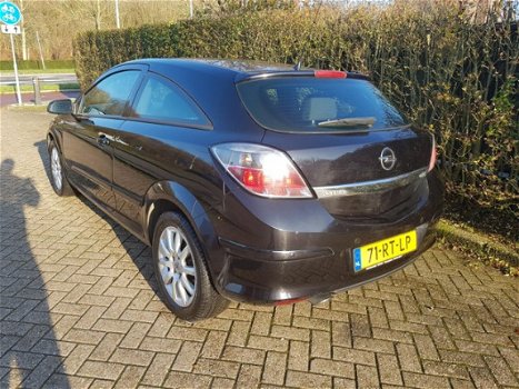 Opel Astra GTC - 1.8 Sport Airco + PDC APK t/m 26-06-2020 - 1