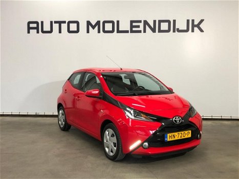 Toyota Aygo - 1.0 VVT-i x-play Navi / Bluetooth / ZEER MOOI - 1